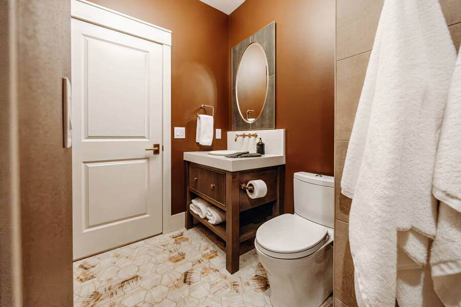 Guest Bathroom 