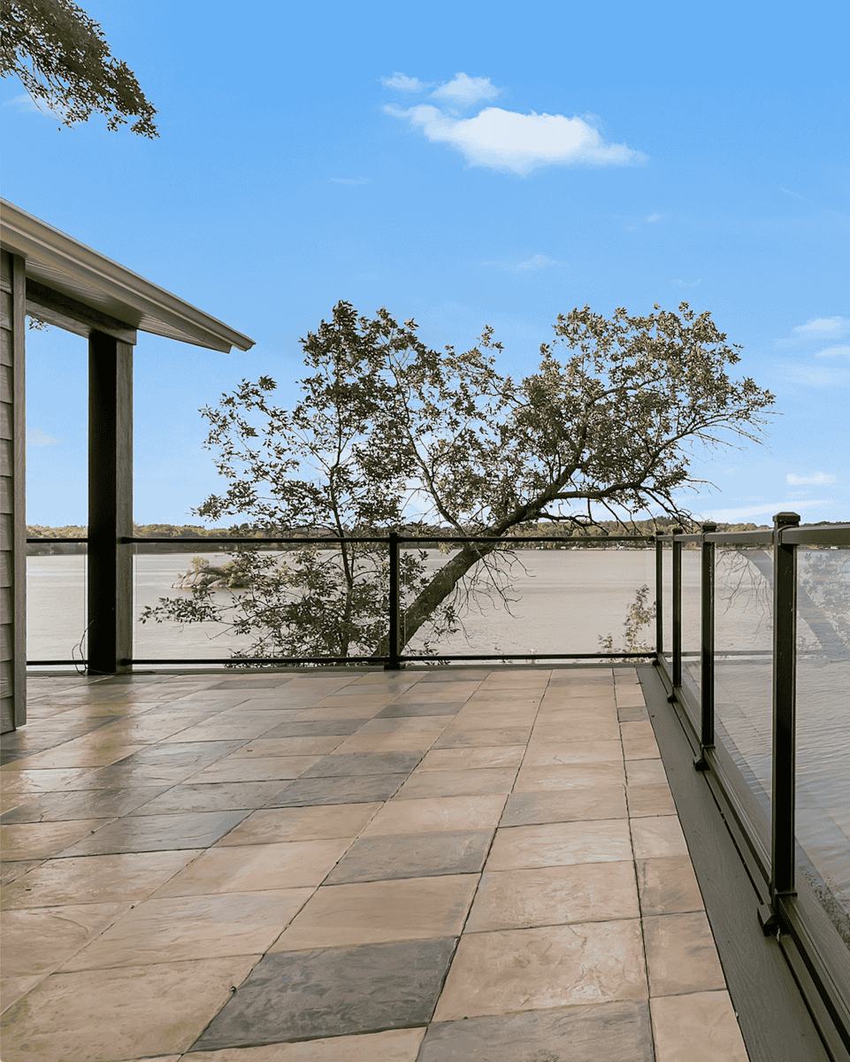 A New Nest Balcony