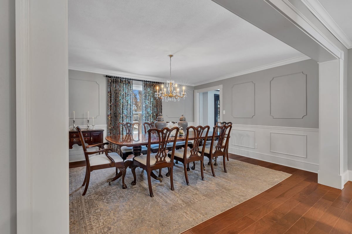 Revive - Dining Room