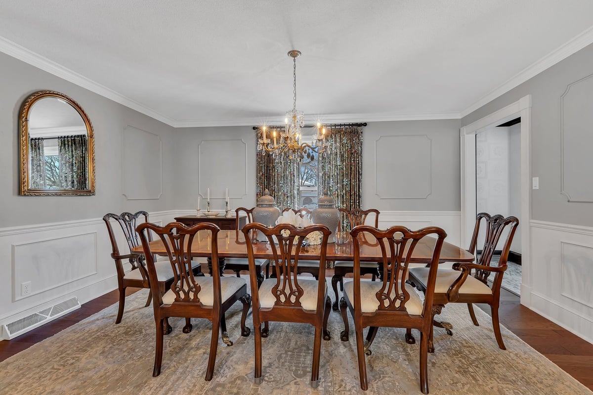Revive - Dining Room