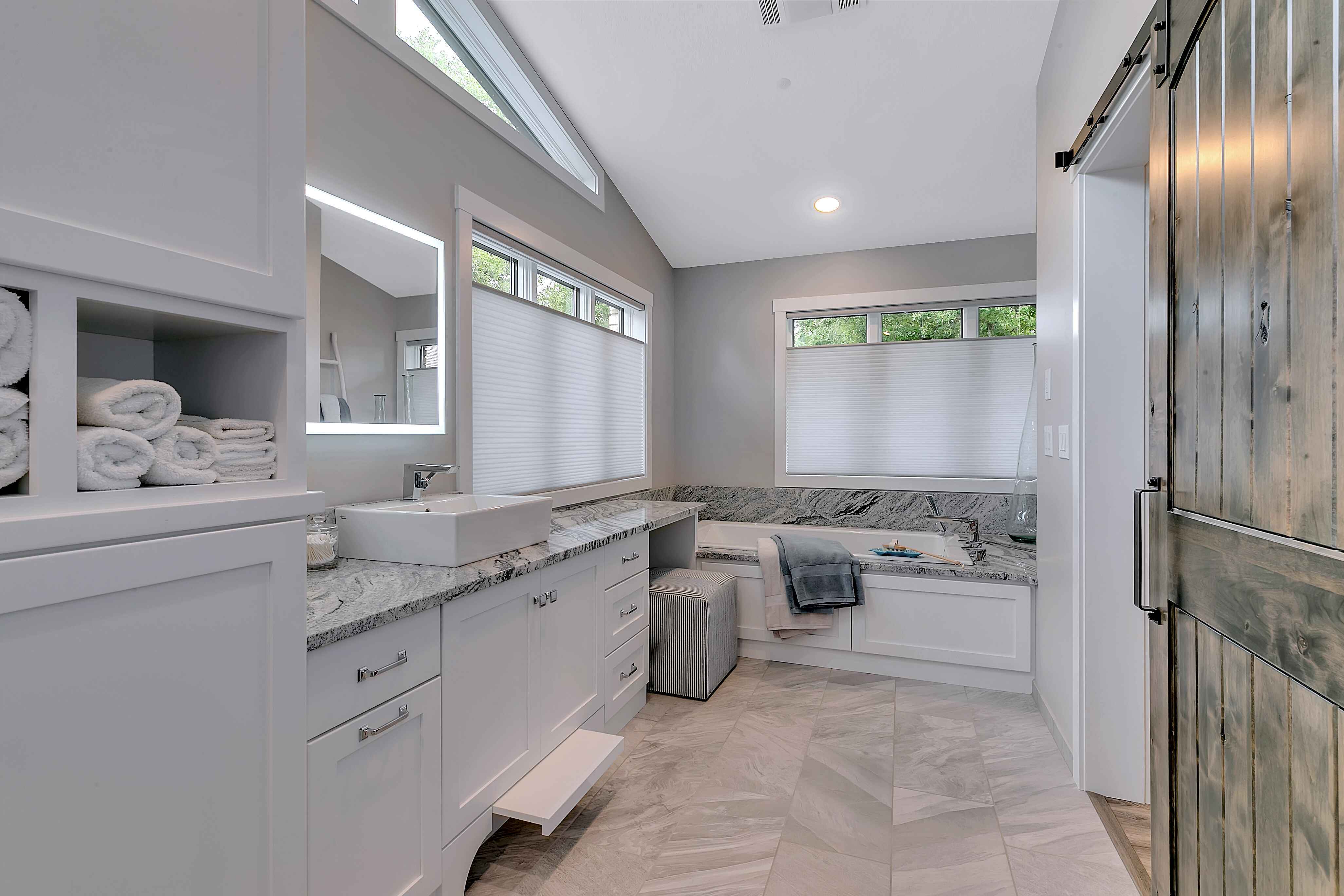 So Fresh Bathroom