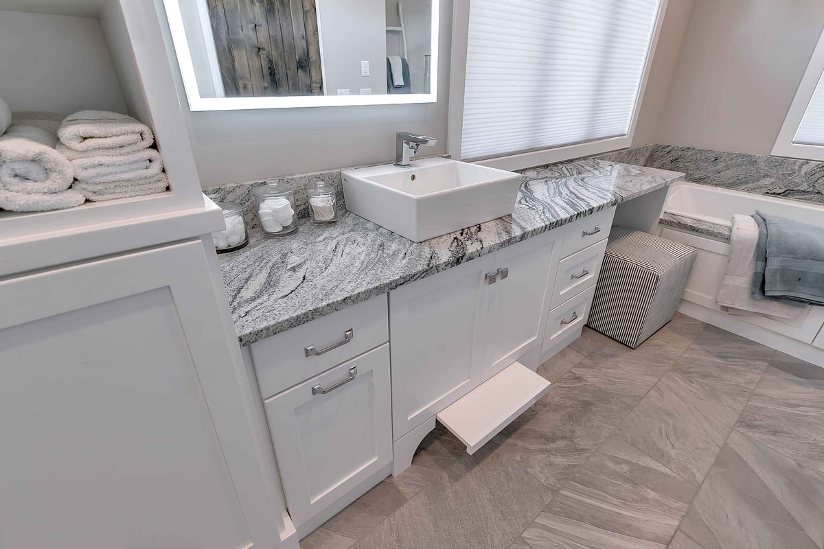 So Fresh Bathroom